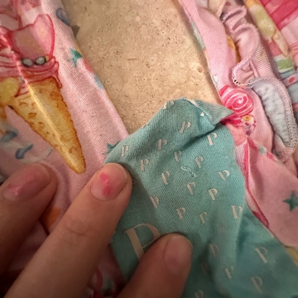 Posh Peanut footie - Picture 2 of 3